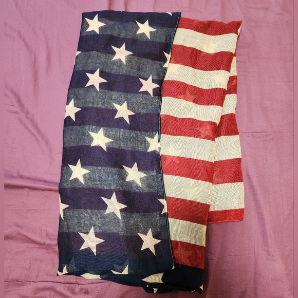 Scarf - Picture 2 of 2